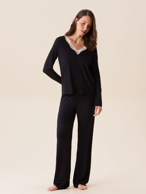 Pijama Longo Decote V Em Viscose E Renda Moon Preto